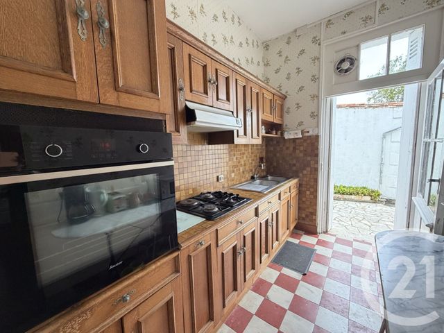 maison à vendre - 6 pièces - 122.1 m2 - ROYAN - 17 - POITOU-CHARENTES - Century 21 Grand Large