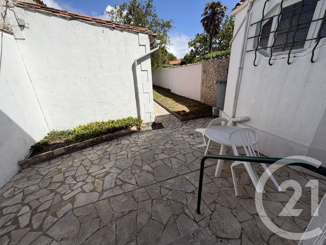 maison à vendre - 6 pièces - 122.1 m2 - ROYAN - 17 - POITOU-CHARENTES - Century 21 Grand Large