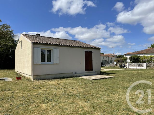 maison à vendre - 3 pièces - 60.56 m2 - CORME ECLUSE - 17 - POITOU-CHARENTES - Century 21 Grand Large maison à vendre - 3 pièces - 60.56 m2 - CORME ECLUSE - 17 - POITOU-CHARENTES - Century 21 Grand Large
