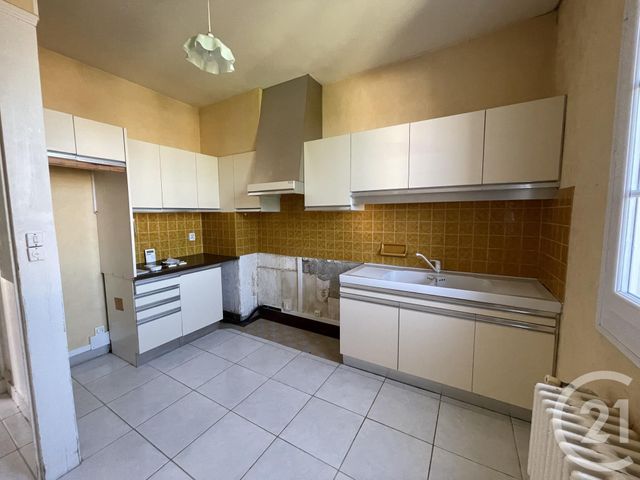 Afficher la photo en grand Appartement F4 à vendre - 4 pièces - 97.98 m2 - ROYAN - 17 - POITOU-CHARENTES - Century 21 Grand Large