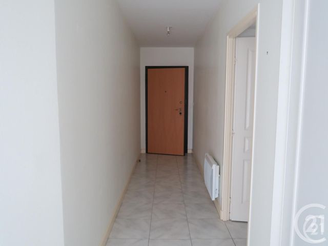 Afficher la photo en grand Appartement F4 à vendre - 4 pièces - 106.25 m2 - ROYAN - 17 - POITOU-CHARENTES - Century 21 Grand Large