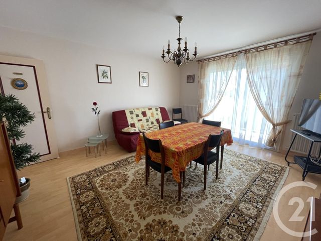 Appartement F3 à vendre - 3 pièces - 60.72 m2 - ROYAN - 17 - POITOU-CHARENTES - Century 21 Grand Large Appartement F3 à vendre - 3 pièces - 60.72 m2 - ROYAN - 17 - POITOU-CHARENTES - Century 21 Grand Large