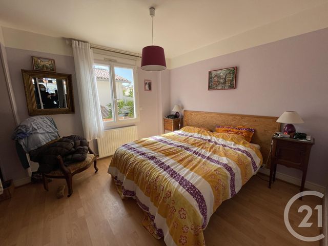 maison à vendre - 6 pièces - 204.0 m2 - ROYAN - 17 - POITOU-CHARENTES - Century 21 Grand Large maison à vendre - 6 pièces - 204.0 m2 - ROYAN - 17 - POITOU-CHARENTES - Century 21 Grand Large