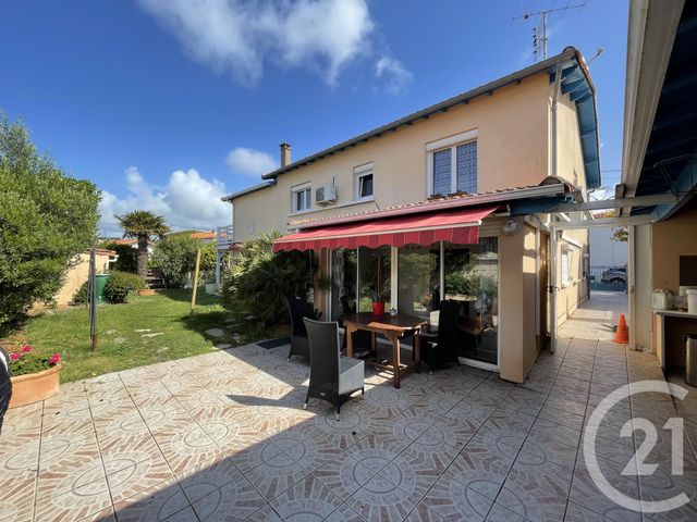 maison à vendre - 6 pièces - 204.0 m2 - ROYAN - 17 - POITOU-CHARENTES - Century 21 Grand Large maison à vendre - 6 pièces - 204.0 m2 - ROYAN - 17 - POITOU-CHARENTES - Century 21 Grand Large