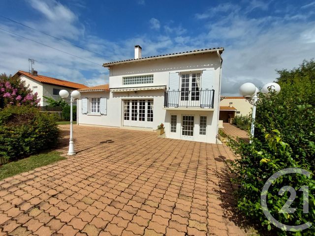 maison à vendre - 8 pièces - 164.44 m2 - ROYAN - 17 - POITOU-CHARENTES - Century 21 Grand Large