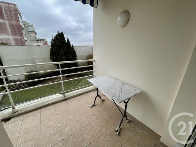 Appartement F2 à vendre - 2 pièces - 34.19 m2 - ROYAN - 17 - POITOU-CHARENTES - Century 21 Grand Large
