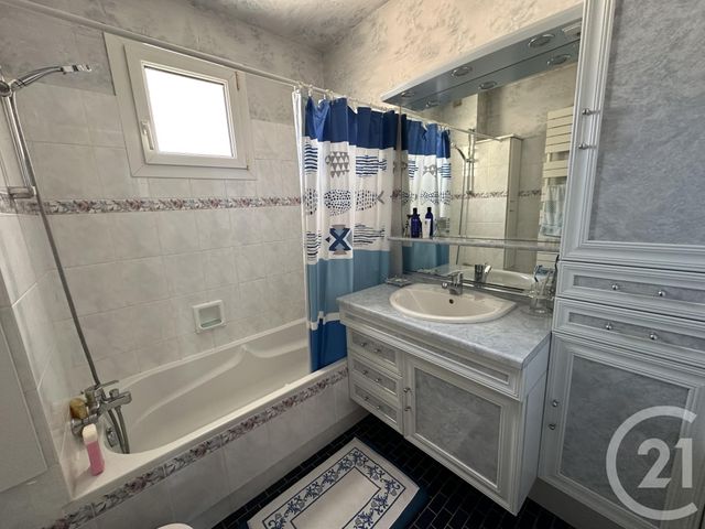 maison à vendre - 5 pièces - 103.44 m2 - ROYAN - 17 - POITOU-CHARENTES - Century 21 Grand Large