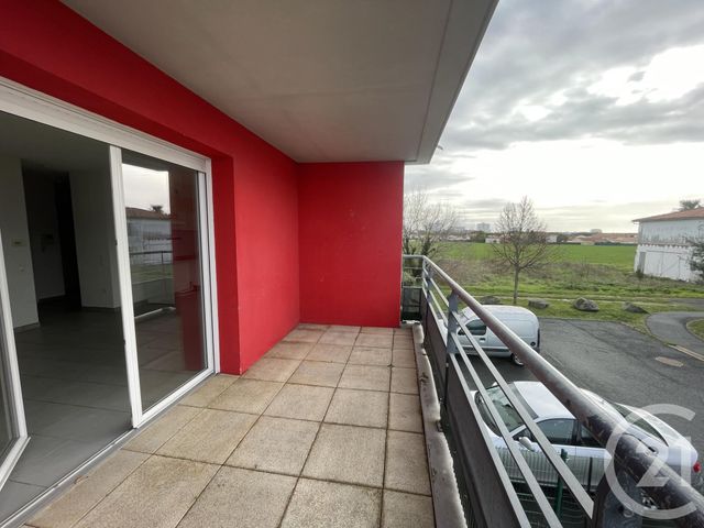 Appartement T3 à vendre - 3 pièces - 61.98 m2 - ROYAN - 17 - POITOU-CHARENTES - Century 21 Grand Large