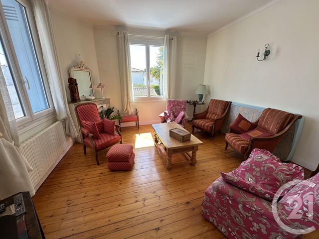 Afficher la photo en grand maison à vendre - 6 pièces - 155.62 m2 - ROYAN - 17 - POITOU-CHARENTES - Century 21 Grand Large