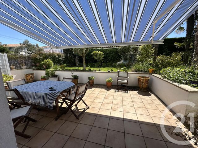 Afficher la photo en grand maison à vendre - 6 pièces - 155.62 m2 - ROYAN - 17 - POITOU-CHARENTES - Century 21 Grand Large