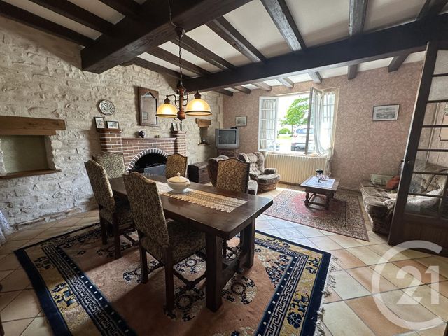 maison à vendre - 7 pièces - 150.0 m2 - SAUJON - 17 - POITOU-CHARENTES - Century 21 Grand Large