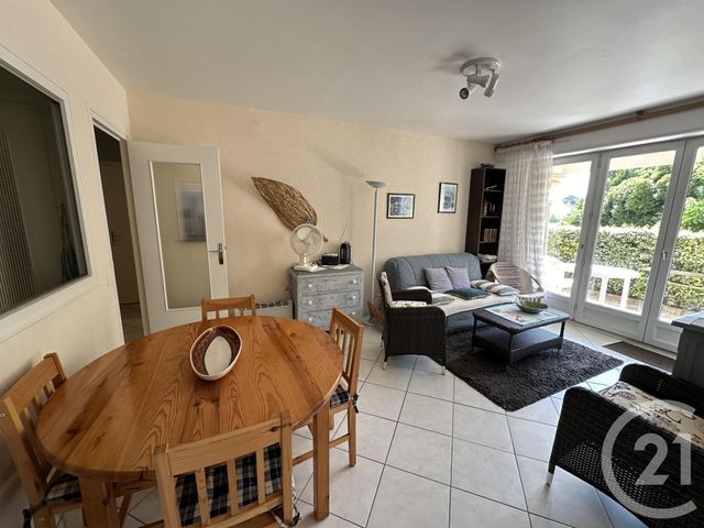 Appartement F3 à vendre - 3 pièces - 55.7 m2 - ROYAN - 17 - POITOU-CHARENTES - Century 21 Grand Large