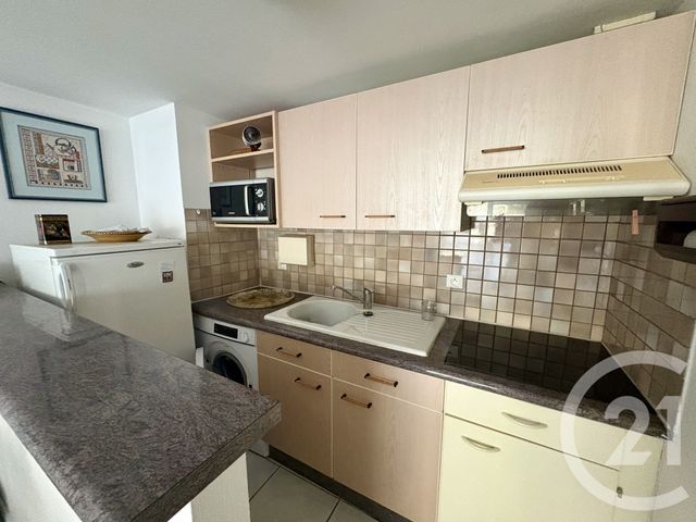 Appartement F2 à vendre - 2 pièces - 36.34 m2 - ROYAN - 17 - POITOU-CHARENTES - Century 21 Grand Large