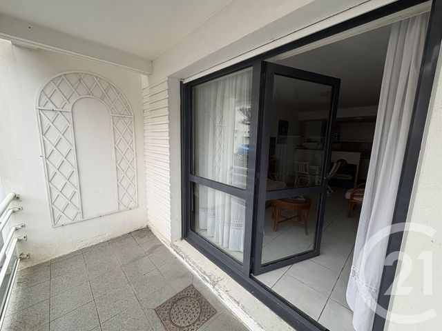 Appartement F2 à vendre - 2 pièces - 36.34 m2 - ROYAN - 17 - POITOU-CHARENTES - Century 21 Grand Large