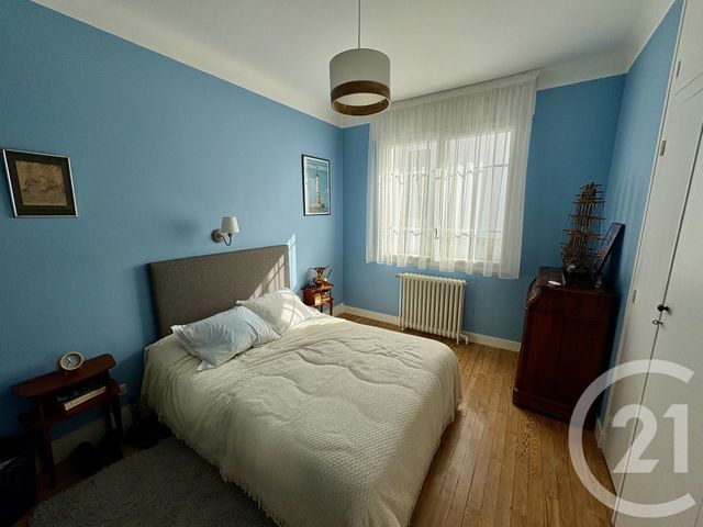 maison à vendre - 7 pièces - 144.87 m2 - ROYAN - 17 - POITOU-CHARENTES - Century 21 Grand Large