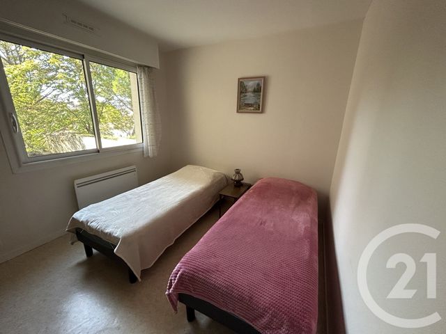 Appartement T3 à vendre - 3 pièces - 57.02 m2 - ROYAN - 17 - POITOU-CHARENTES - Century 21 Grand Large