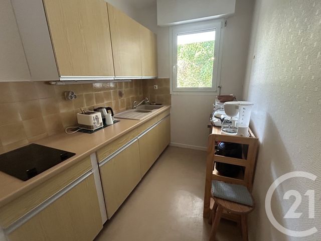 Appartement T3 à vendre - 3 pièces - 57.02 m2 - ROYAN - 17 - POITOU-CHARENTES - Century 21 Grand Large
