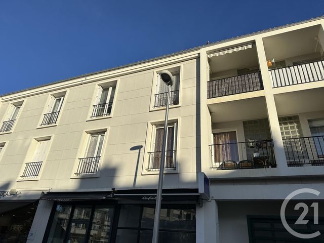 Appartement à vendre - 3 pièces - 63.03 m2 - ROYAN - 17 - POITOU-CHARENTES - Century 21 Grand Large