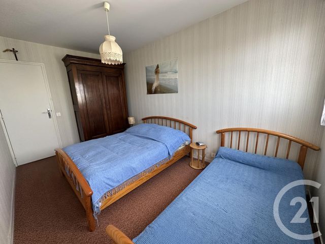 Appartement F3 à vendre - 3 pièces - 61.74 m2 - ROYAN - 17 - POITOU-CHARENTES - Century 21 Grand Large