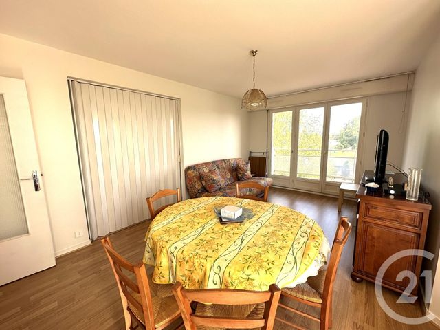 Appartement F3 à vendre - 3 pièces - 61.74 m2 - ROYAN - 17 - POITOU-CHARENTES - Century 21 Grand Large