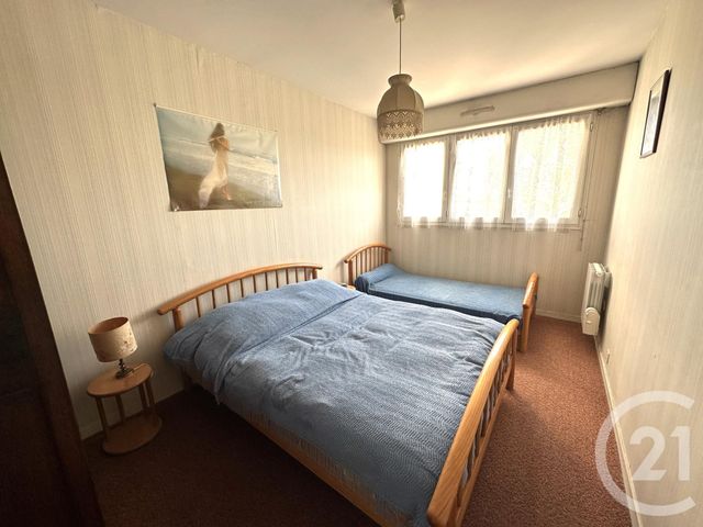 Appartement F3 à vendre - 3 pièces - 61.74 m2 - ROYAN - 17 - POITOU-CHARENTES - Century 21 Grand Large