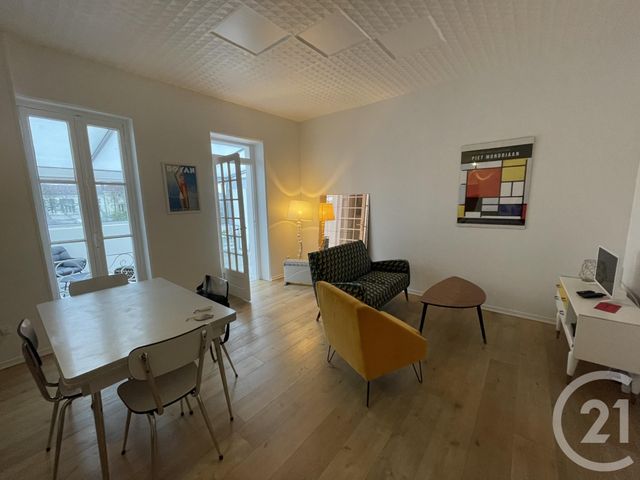 Appartement F3 à vendre - 3 pièces - 52.85 m2 - ROYAN - 17 - POITOU-CHARENTES - Century 21 Grand Large