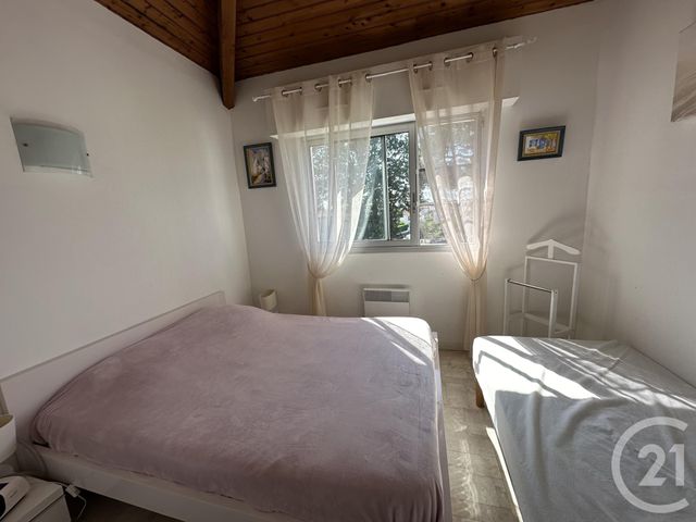 Afficher la photo en grand Appartement F3 à vendre - 3 pièces - 42.31 m2 - ROYAN - 17 - POITOU-CHARENTES - Century 21 Grand Large