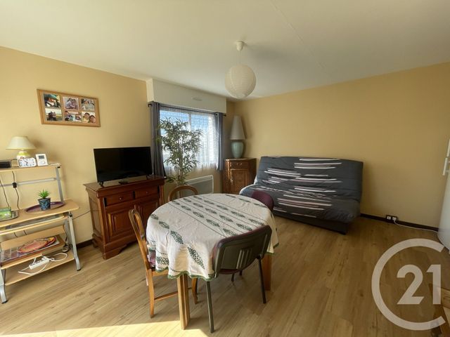 Appartement T2 à vendre - 2 pièces - 42.26 m2 - ROYAN - 17 - POITOU-CHARENTES - Century 21 Grand Large