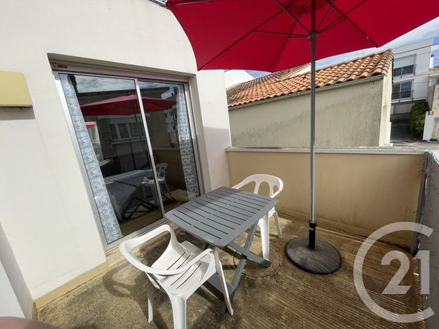 Appartement T2 à vendre - 2 pièces - 42.26 m2 - ROYAN - 17 - POITOU-CHARENTES - Century 21 Grand Large