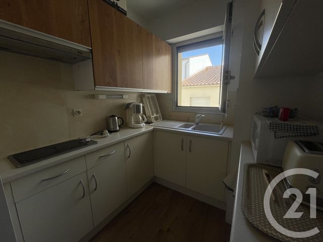 Appartement T2 à vendre - 2 pièces - 42.26 m2 - ROYAN - 17 - POITOU-CHARENTES - Century 21 Grand Large