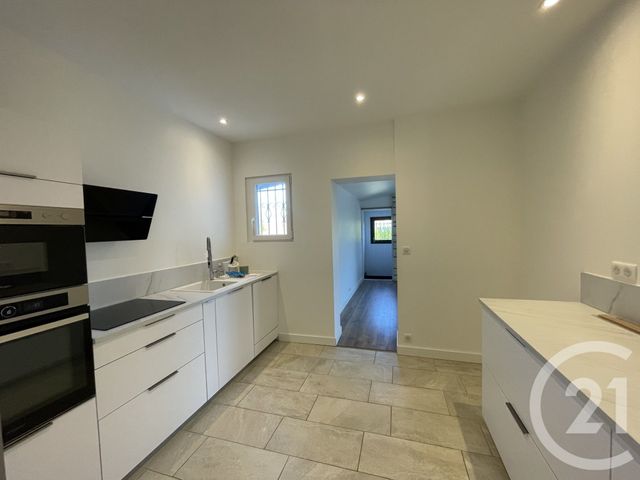 Afficher la photo en grand maison à vendre - 8 pièces - 199.24 m2 - ROYAN - 17 - POITOU-CHARENTES - Century 21 Grand Large