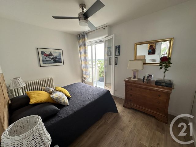 Appartement F4 à vendre - 4 pièces - 77.61 m2 - ROYAN - 17 - POITOU-CHARENTES - Century 21 Grand Large
