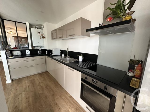 Appartement F4 à vendre - 4 pièces - 77.61 m2 - ROYAN - 17 - POITOU-CHARENTES - Century 21 Grand Large