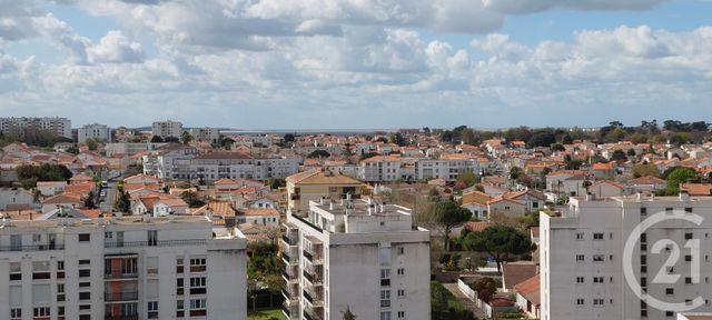 Appartement F4 à vendre - 4 pièces - 77.61 m2 - ROYAN - 17 - POITOU-CHARENTES - Century 21 Grand Large