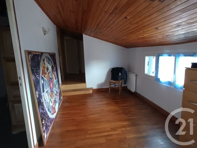 maison à vendre - 5 pièces - 171.85 m2 - CHENAC ST SEURIN D UZET - 17 - POITOU-CHARENTES - Century 21 Grand Large