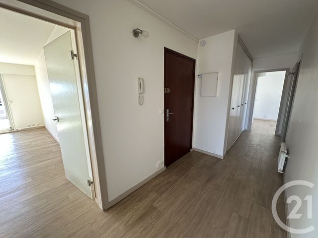 Appartement F3 à louer - 3 pièces - 69.28 m2 - ROYAN - 17 - POITOU-CHARENTES - Century 21 Grand Large