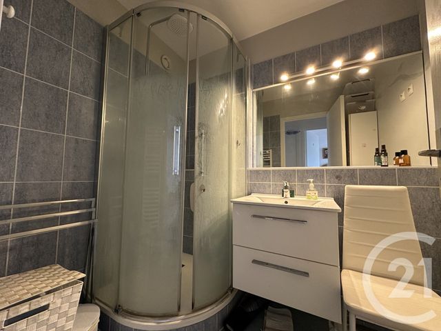 Appartement F3 à vendre - 3 pièces - 72.18 m2 - ROYAN - 17 - POITOU-CHARENTES - Century 21 Grand Large