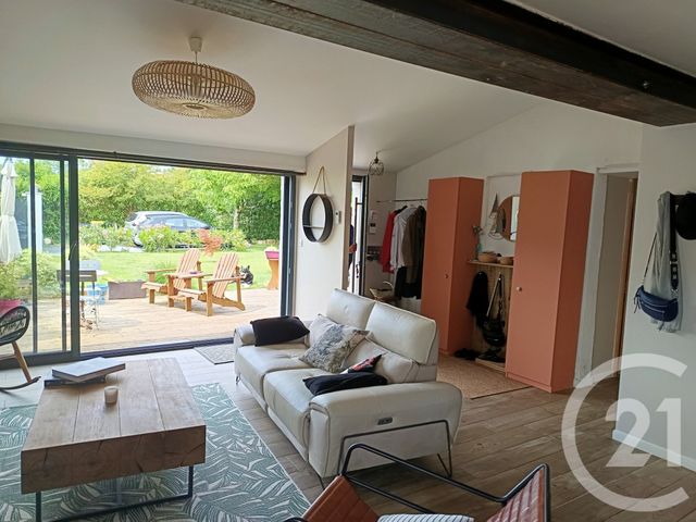 maison à vendre - 5 pièces - 152.97 m2 - CHENAC ST SEURIN D UZET - 17 - POITOU-CHARENTES - Century 21 Grand Large