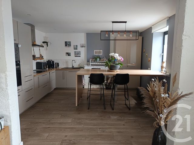 maison à vendre - 5 pièces - 152.97 m2 - CHENAC ST SEURIN D UZET - 17 - POITOU-CHARENTES - Century 21 Grand Large