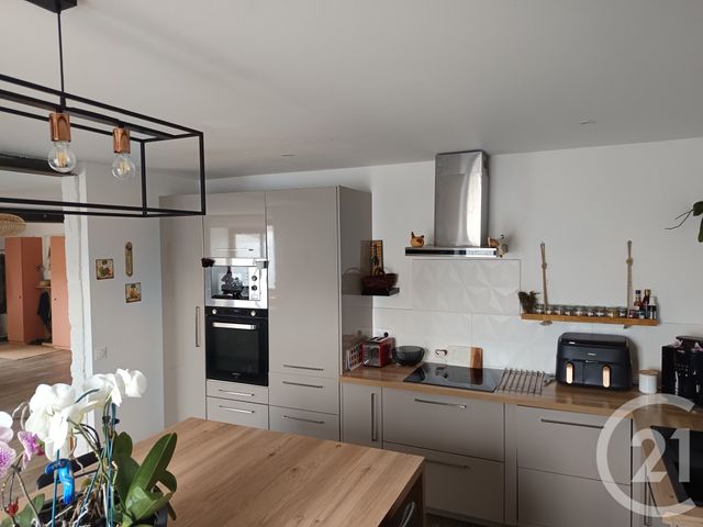 maison à vendre - 5 pièces - 152.97 m2 - CHENAC ST SEURIN D UZET - 17 - POITOU-CHARENTES - Century 21 Grand Large