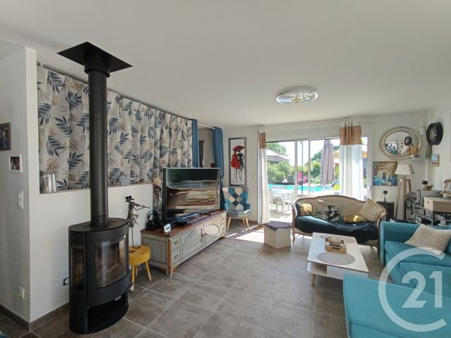 maison à vendre - 4 pièces - 106.06 m2 - MORTAGNE SUR GIRONDE - 17 - POITOU-CHARENTES - Century 21 Grand Large