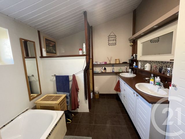 maison à vendre - 7 pièces - 179.28 m2 - ST SULPICE DE ROYAN - 17 - POITOU-CHARENTES - Century 21 Grand Large