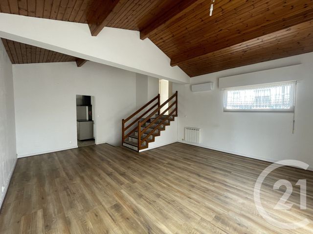 Appartement T3 à vendre - 3 pièces - 111.62 m2 - ROYAN - 17 - POITOU-CHARENTES - Century 21 Grand Large