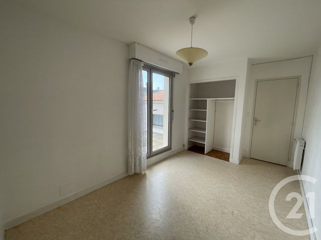 Appartement T3 à vendre - 3 pièces - 111.62 m2 - ROYAN - 17 - POITOU-CHARENTES - Century 21 Grand Large