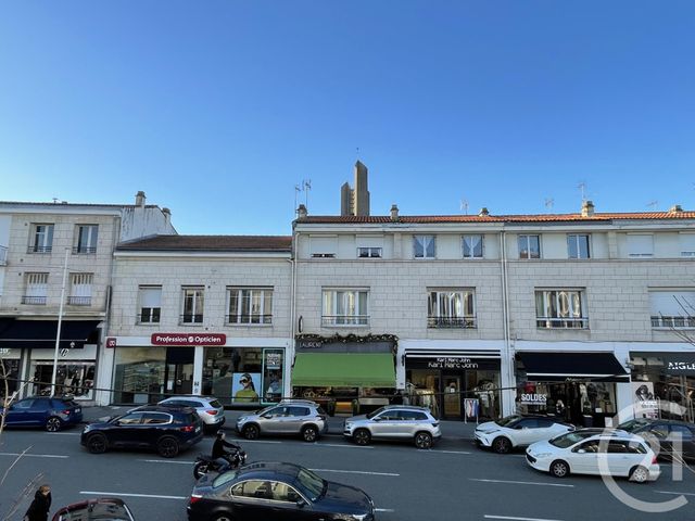 Appartement T4 à vendre - 4 pièces - 86.57 m2 - ROYAN - 17 - POITOU-CHARENTES - Century 21 Grand Large