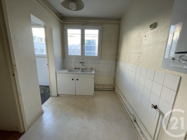 Appartement T4 à vendre - 4 pièces - 86.57 m2 - ROYAN - 17 - POITOU-CHARENTES - Century 21 Grand Large