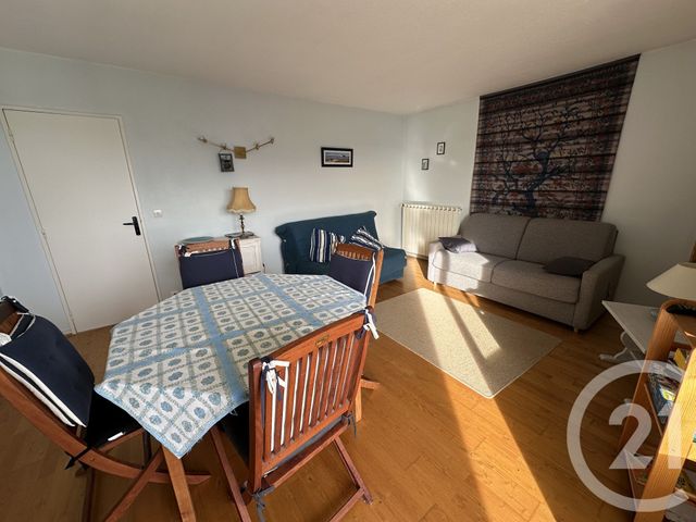 Appartement F2 à vendre - 2 pièces - 52.66 m2 - ROYAN - 17 - POITOU-CHARENTES - Century 21 Grand Large