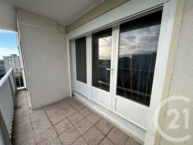 Appartement F2 à vendre - 2 pièces - 52.66 m2 - ROYAN - 17 - POITOU-CHARENTES - Century 21 Grand Large
