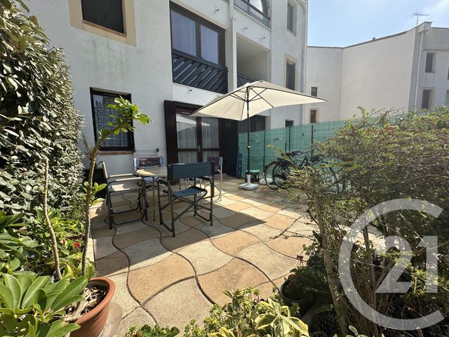 Appartement F2 à vendre - 2 pièces - 32.82 m2 - ST GEORGES DE DIDONNE - 17 - POITOU-CHARENTES - Century 21 Grand Large