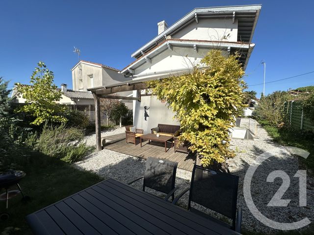 maison à vendre - 6 pièces - 102.19 m2 - ROYAN - 17 - POITOU-CHARENTES - Century 21 Grand Large